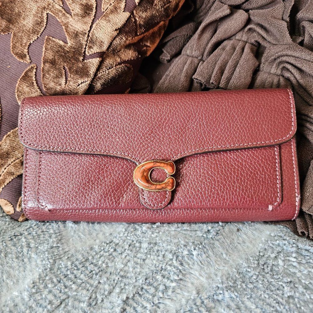 Coach Long Tabby Envelope Wallet with Marbled Acrylic "C" Clasp